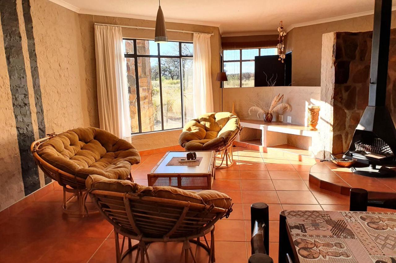 Ondekaremba Villa Екстериор снимка