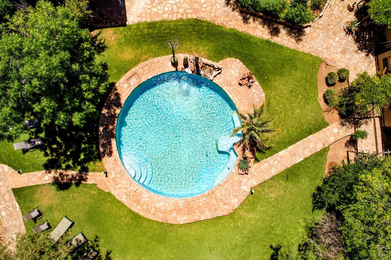 Ondekaremba Villa Екстериор снимка